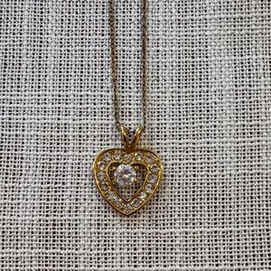 Vintage Gold Tone Heart Pendant Necklace